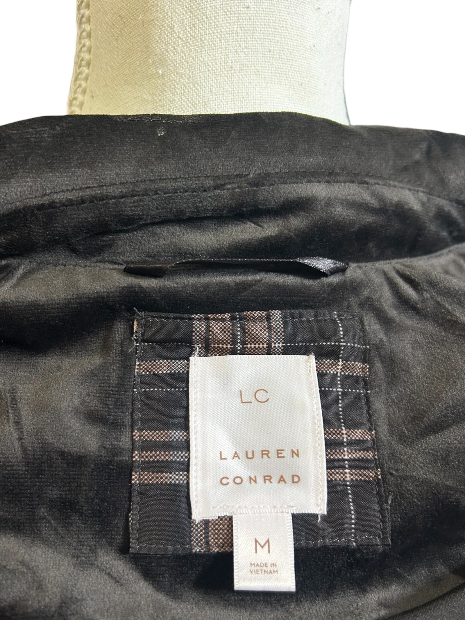 Chaqueta Terciopelo Gris LAUREN CONRAD - Imagen 3