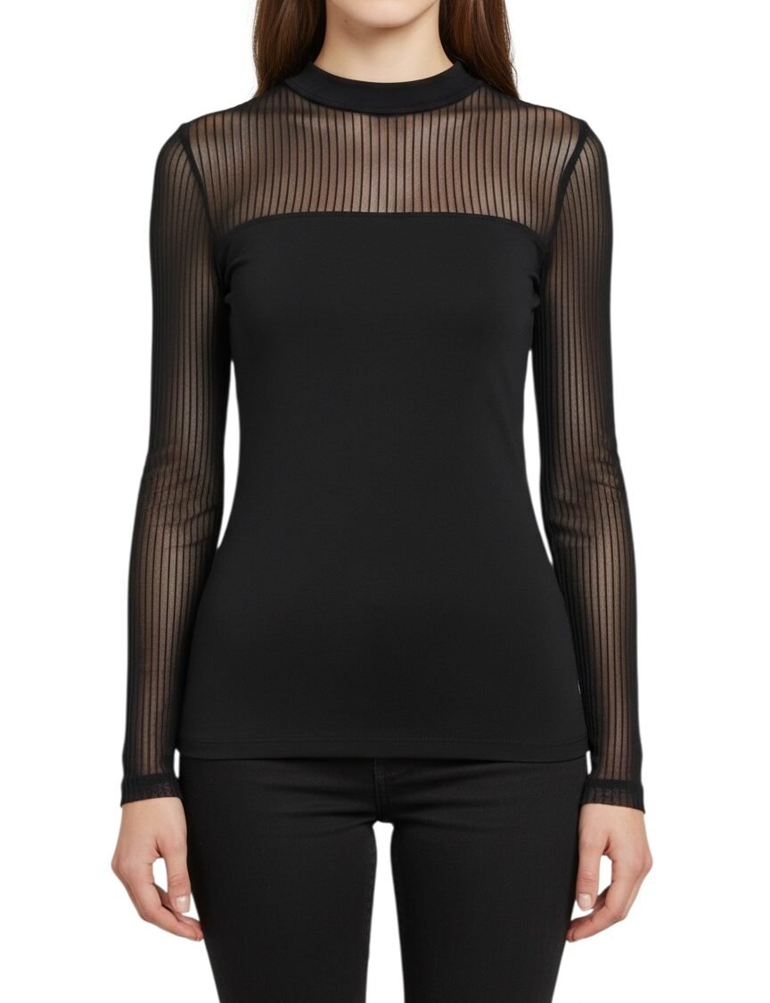Blusa Negra con Transparencias