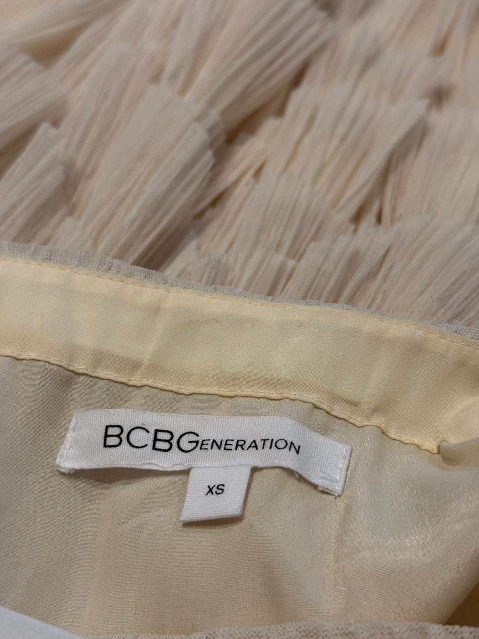 Vestido Champagne BCBGeneration - Imagen 3