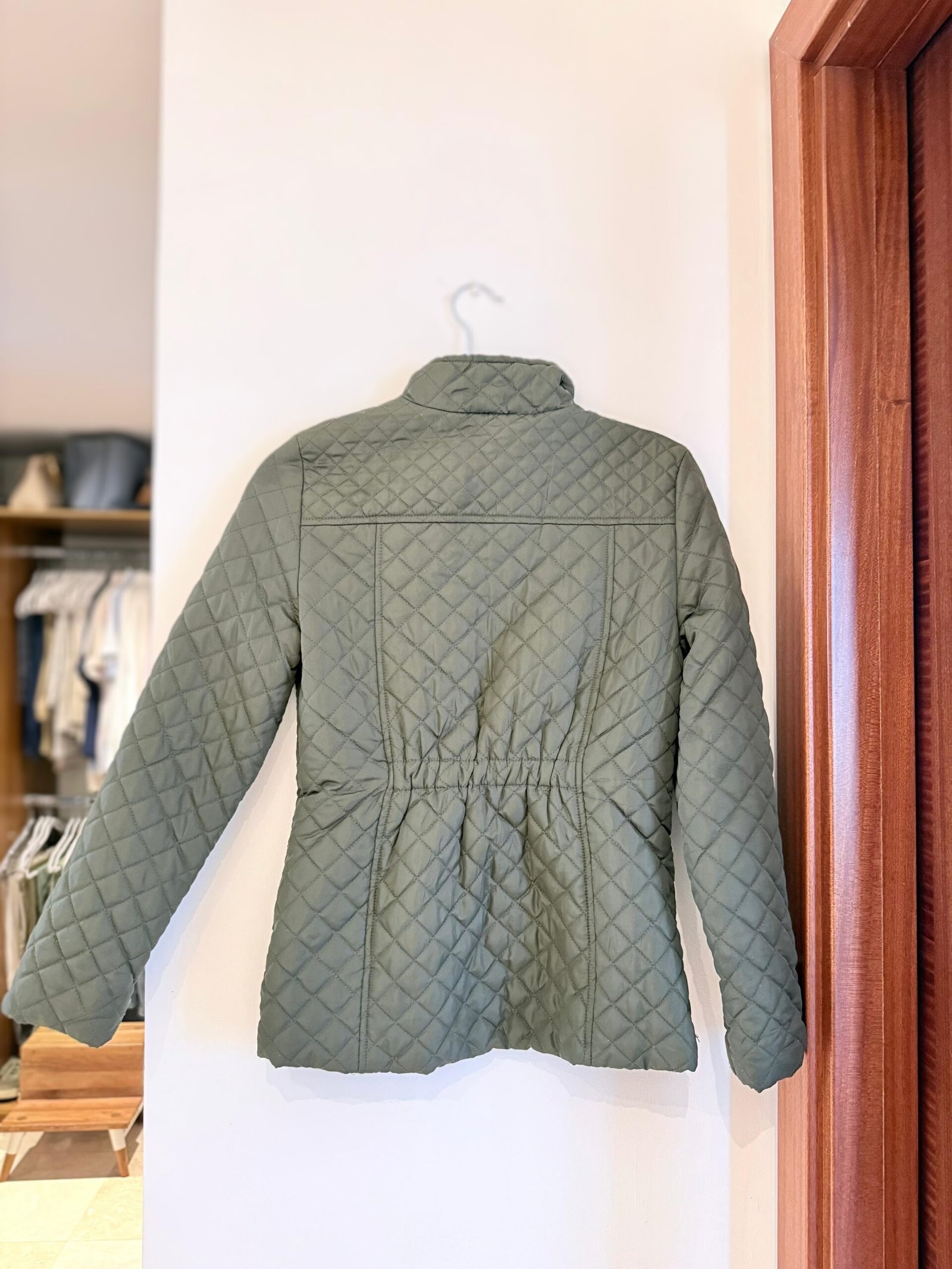 Chaqueta Acolchada Estilo Quilted - Imagen 3