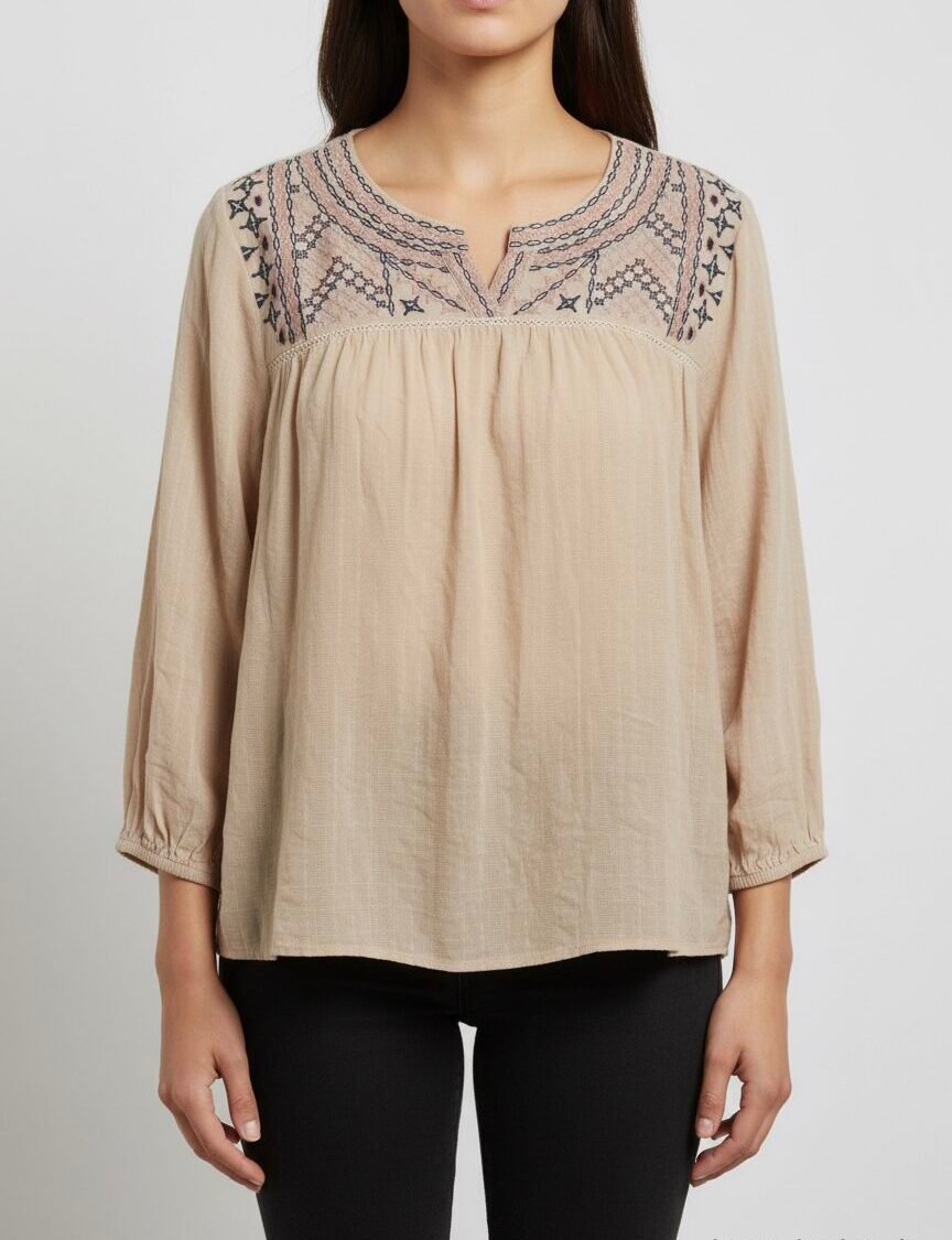 Blusa Beige Bordada KNOX ROSE