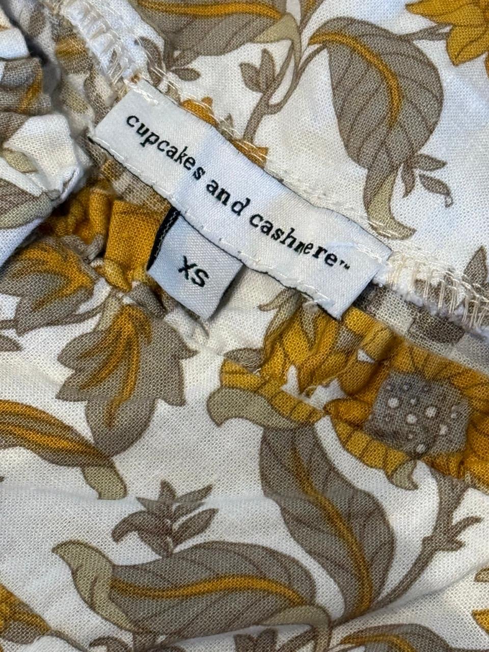 Blusa Floral Amarilla CUPCAKES AND CASHMERE - Imagen 3