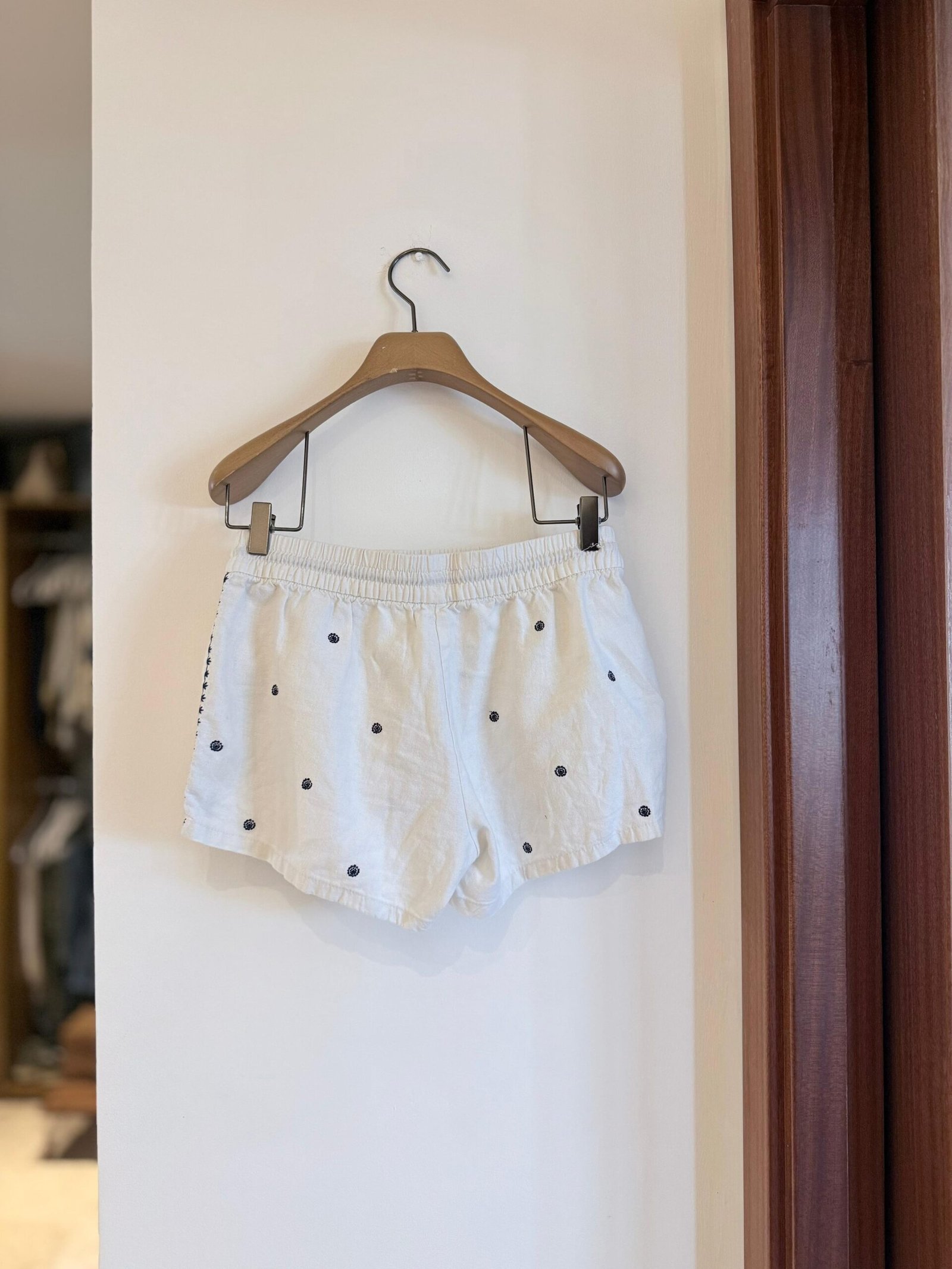 Short Blanco OLD NAVY - Imagen 3
