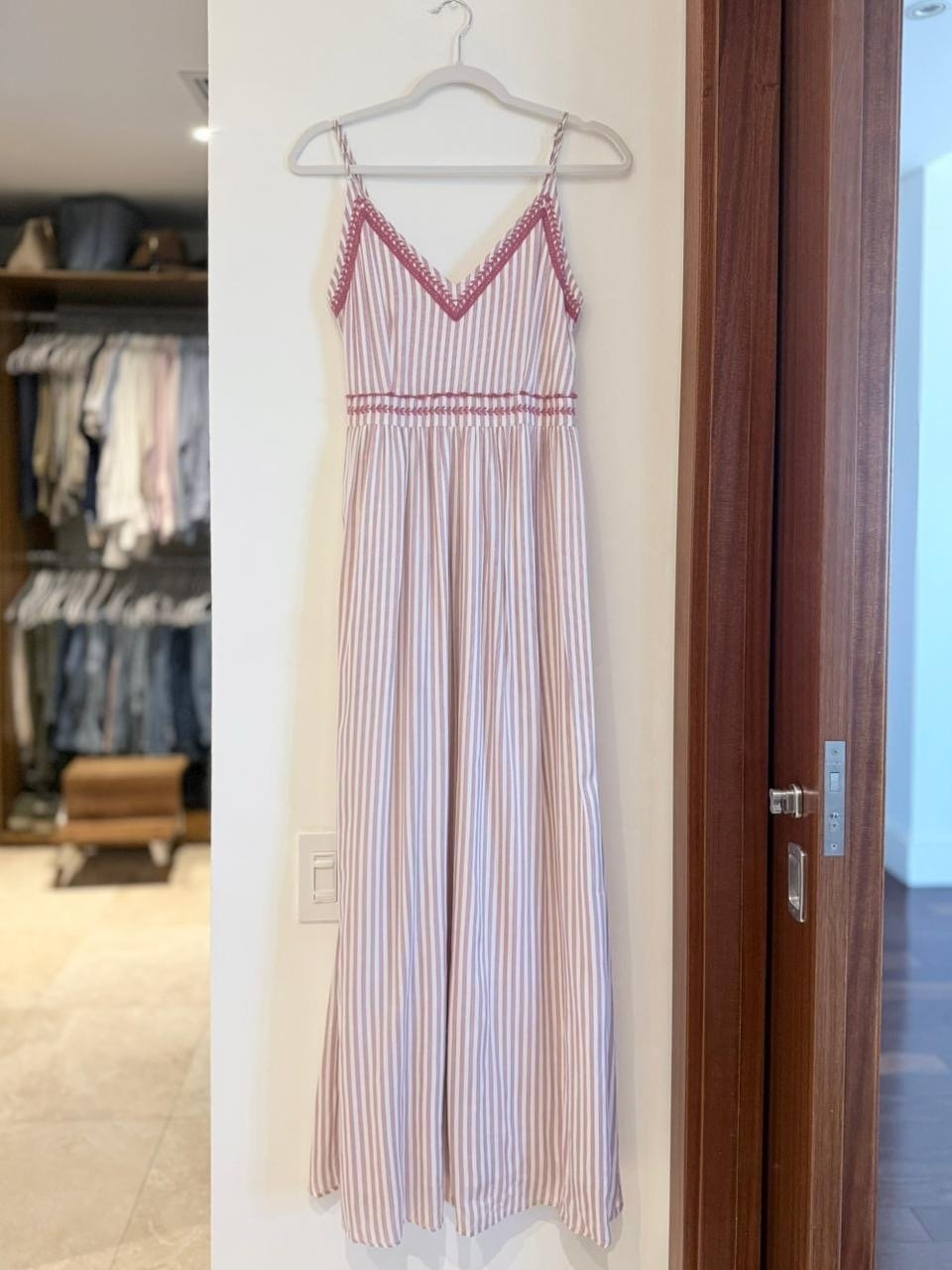 Vestido largo de tirantes - Imagen 2