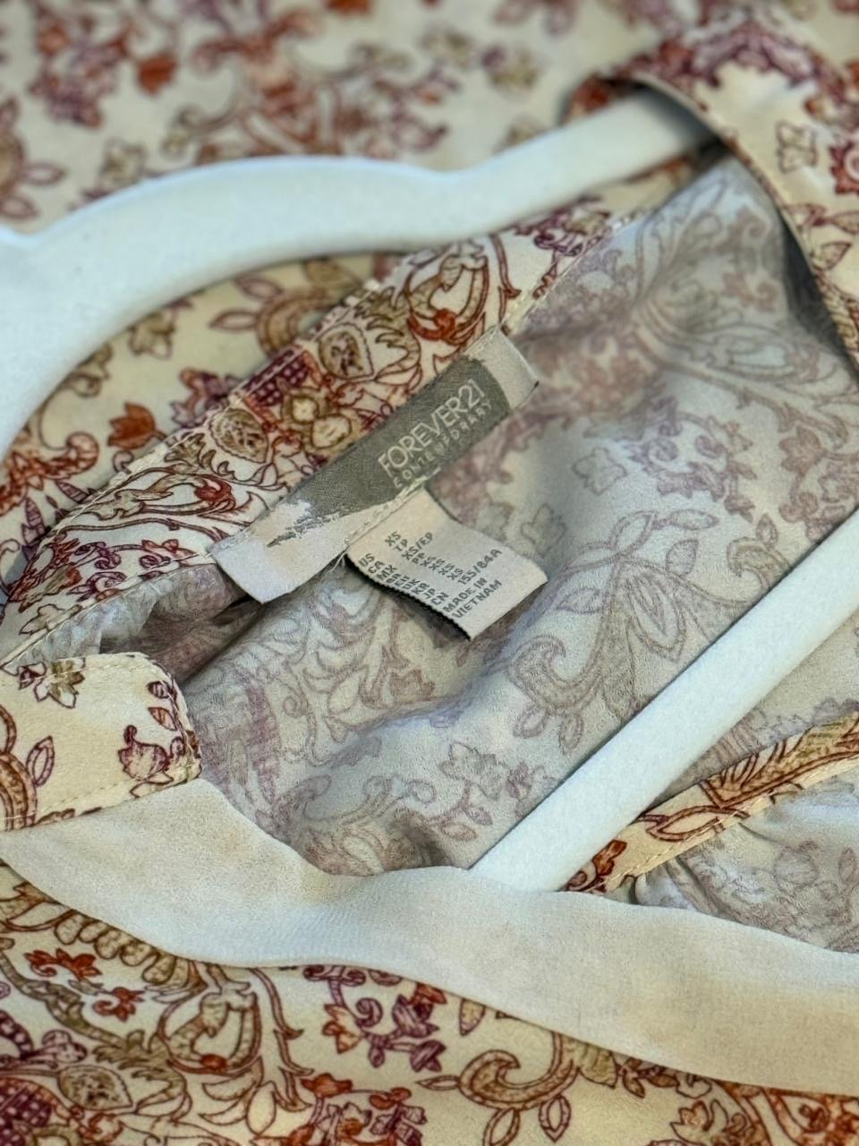 Blusa Estampada Elegante FOREVER 21 - Imagen 4