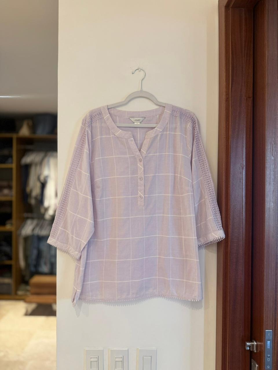 Blusa Cuadros Lavanda CJ BANKS - Imagen 2