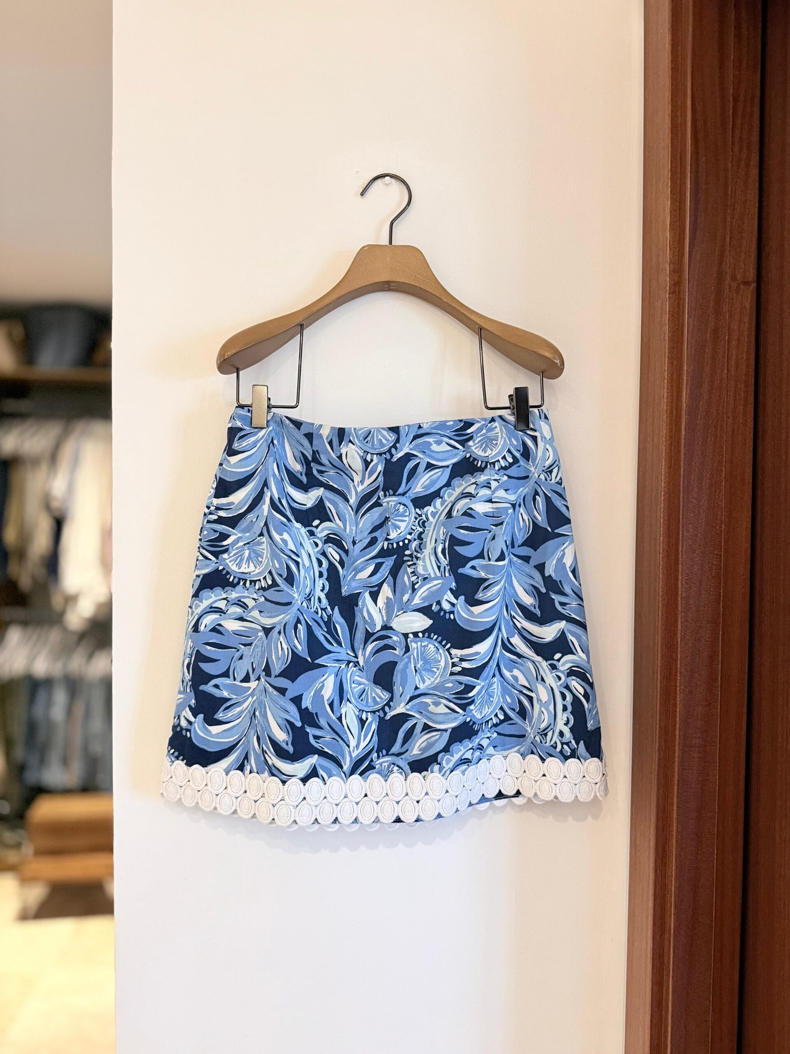 Falda Estampada Azul y Blanca LILLY PULITZER - Imagen 2