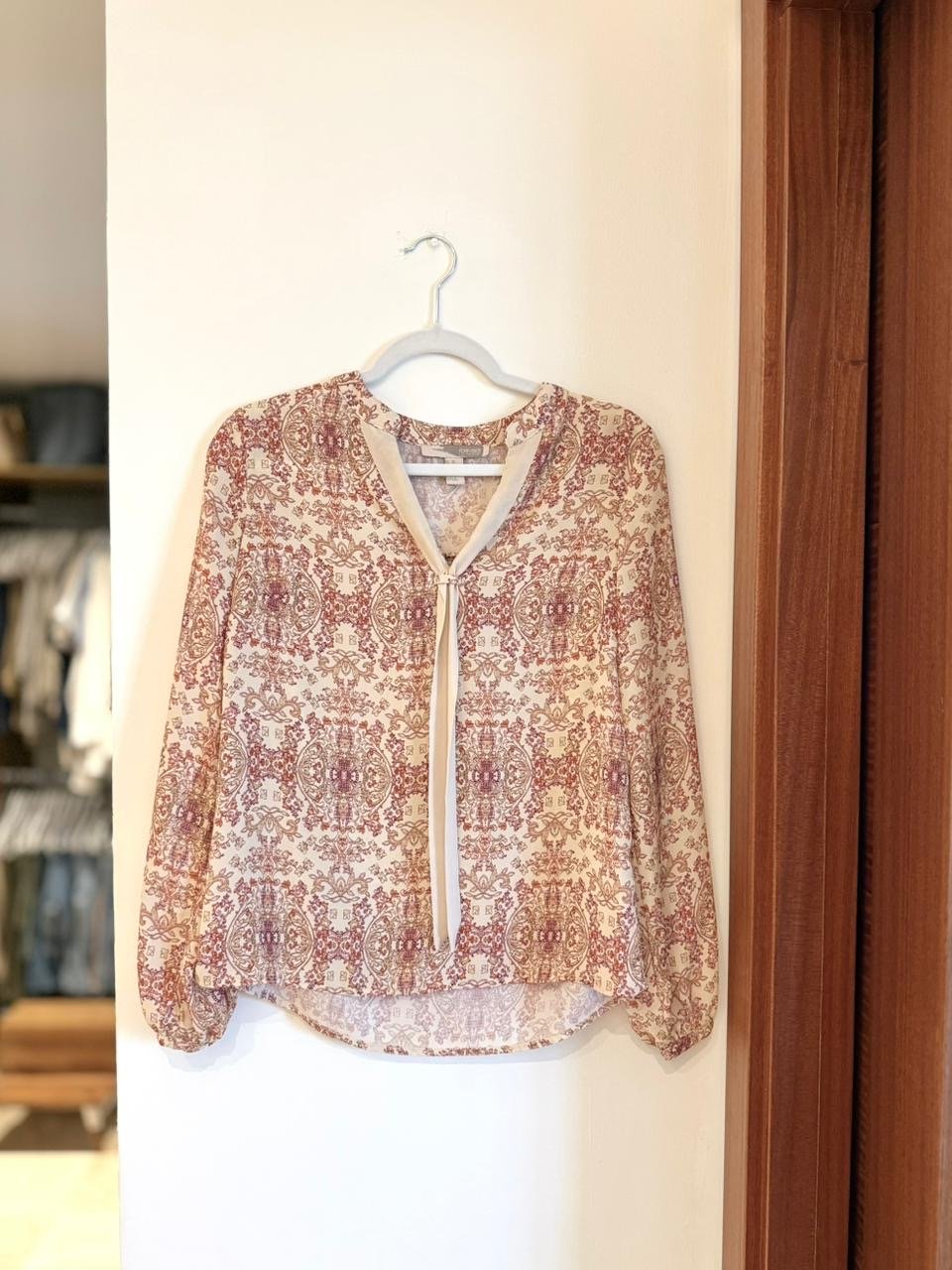 Blusa Estampada Elegante FOREVER 21 - Imagen 2