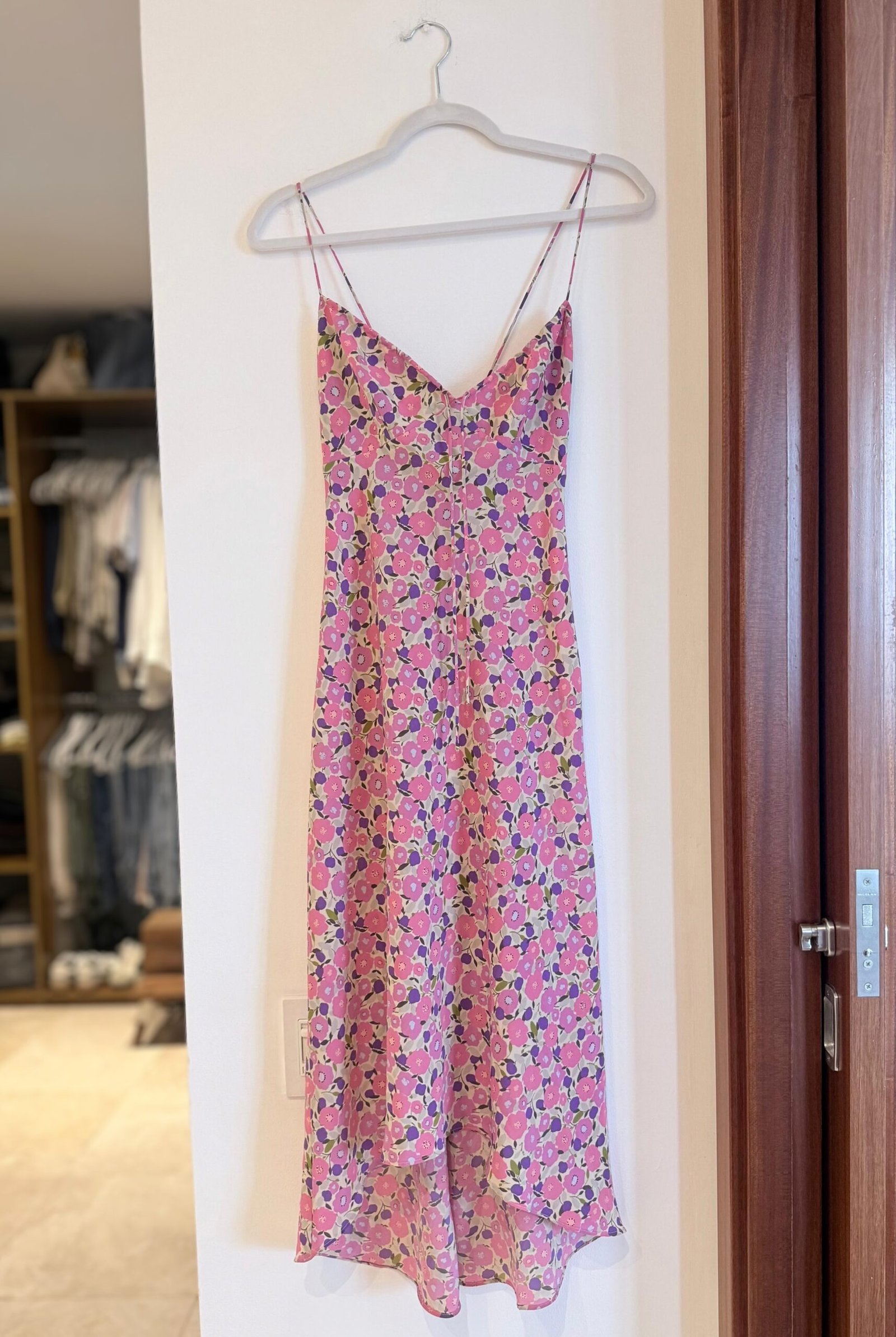 Vestido midi floral EXPRESS
